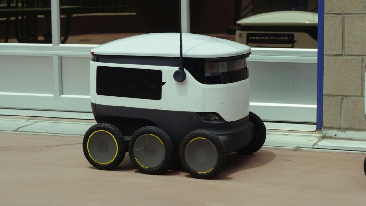 Lithium AGV Batteries: The Backbone of Modern Warehouse Automation